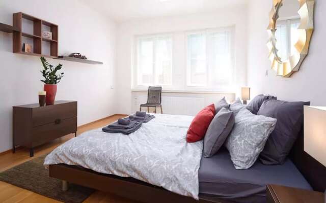 Beautiful Apartment in Prague center