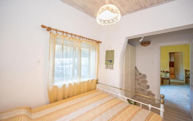 Villa Argo, Feakia