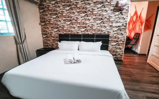 Natol Homestay-LA (Tabuan Jaya)