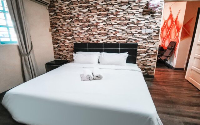Natol Homestay - LA Tabuan Jaya