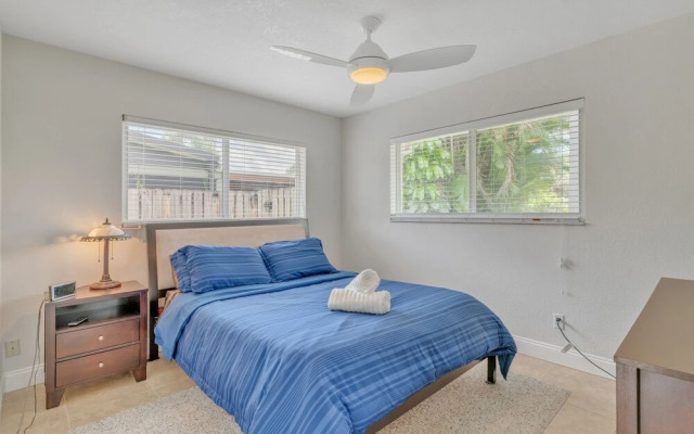 Shangri-la 3 Bedroom Home by RedAwning