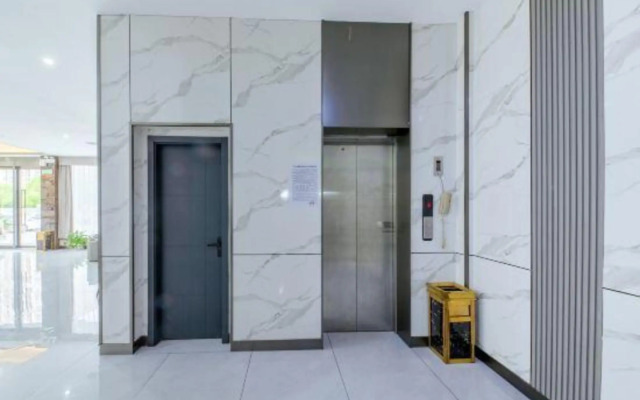 Longding Business Hotel