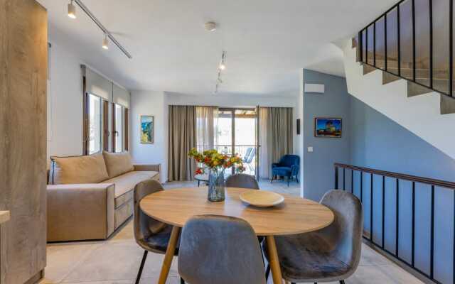Penelope Luxury Suites