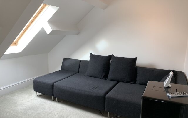 Stylish 3 Bed Apartment in Bristol
