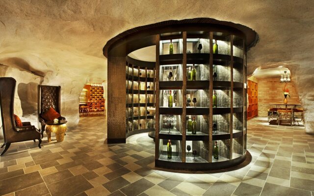 The St. Regis Sanya Yalong Bay Resort