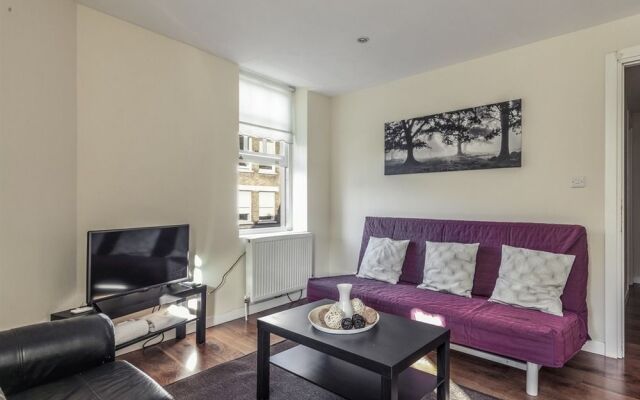 2 Bed Cozy Apartment near Regents Park with WiFi