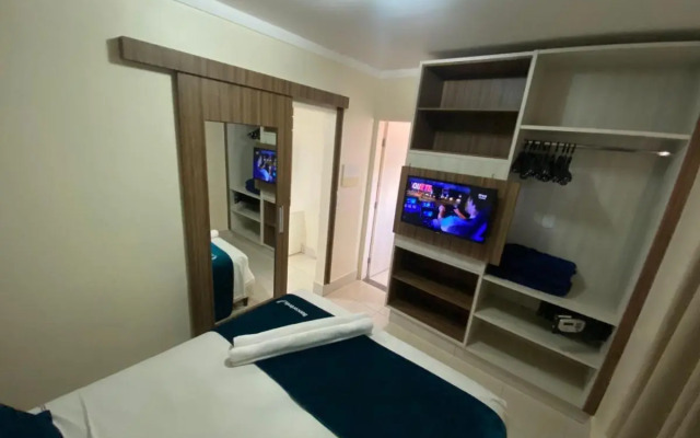 Lacqua diRoma Hotel com Parque Aquático 24 horas