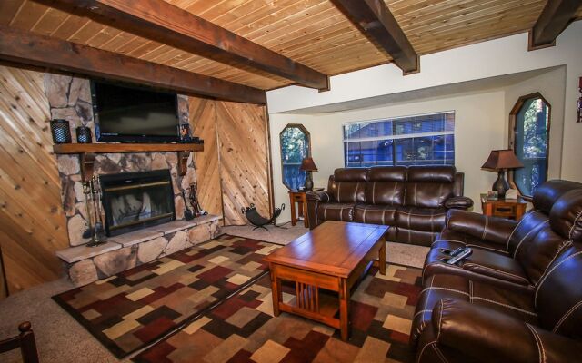 Midnight Howl 1536 by RedAwning