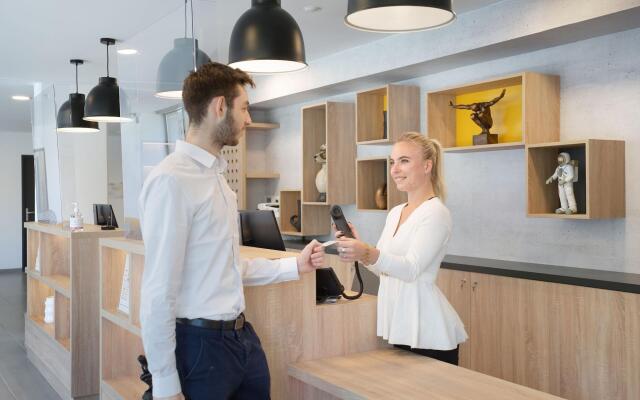 Appart Hotel Odalys City Centre Compans Caffarelli