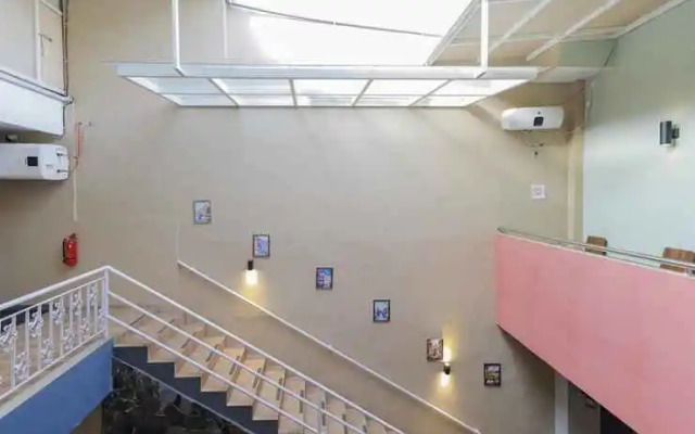 RedDoorz Plus @ Swun Stay Raya Langsep