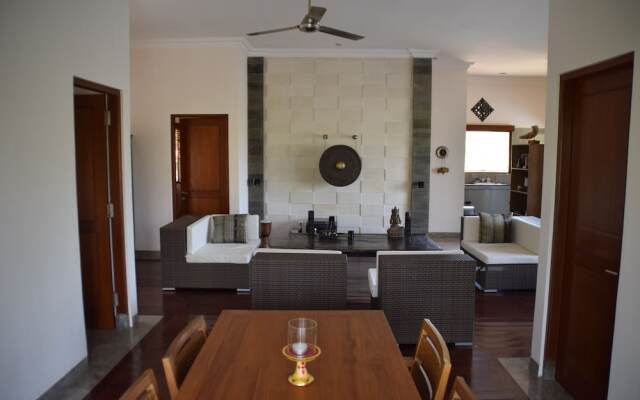 Lovina Villa Resort Puri Bulan