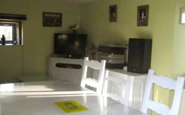 Apartment With One Bedroom In Hirel With Enclosed Garden And Wifi 10 Km From The Beach