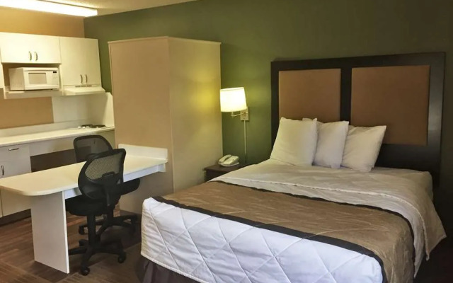 Extended Stay America Chicago - Burr Ridge