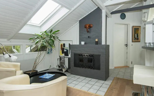 6 Person Holiday Home in Oksbol