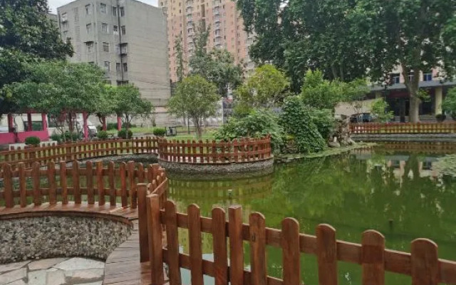 Zhengzhou Yindu Hotel (China Great Wall Aluminum)