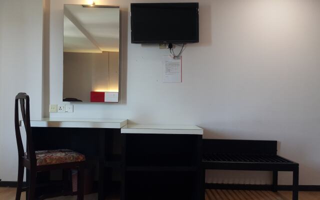 Red Rock Hotel