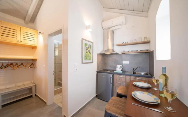 Aloni Stone Cottages