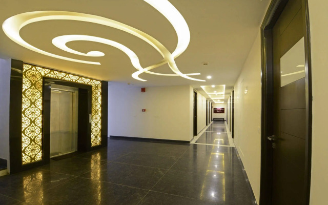 Hotel Crimson Palace
