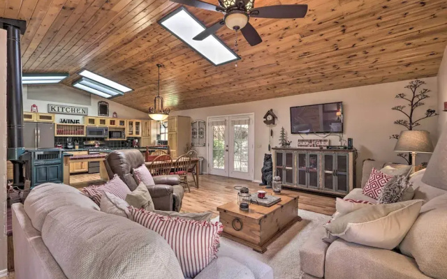 'hilda's Cabin' Mtn-view Retreat in Pine!