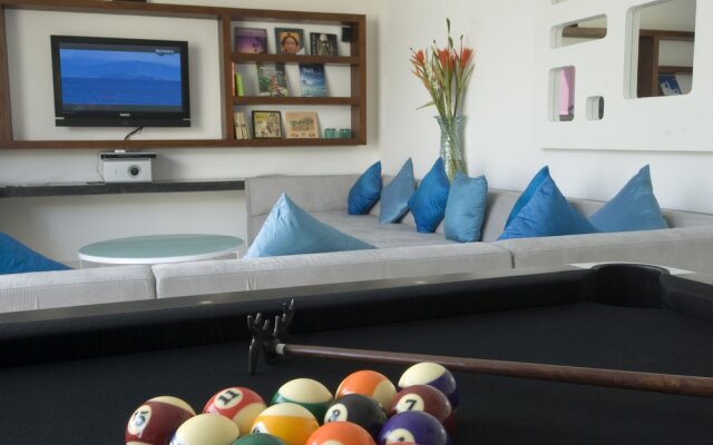 Villa Aqua