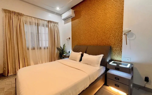 Lighthouse Signature Suites