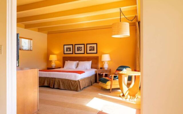 Mojave Resort - Adults Only