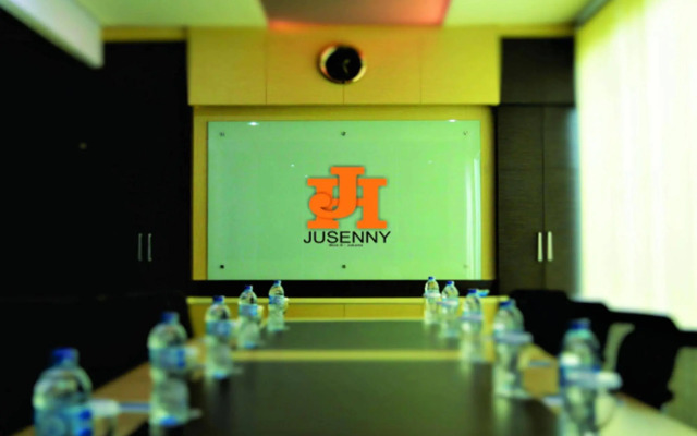 Jusenny Hotel