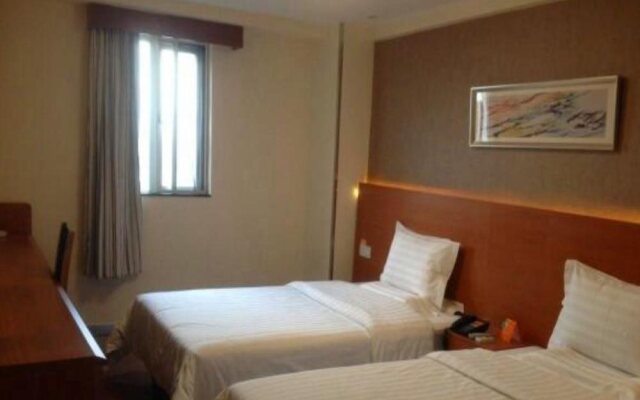 7 Days Premium XiAn Railway Station