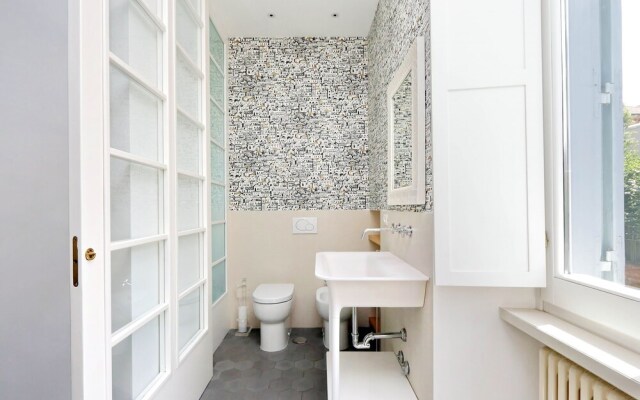 Wonderful 1bdr Apt. Near Colosseum