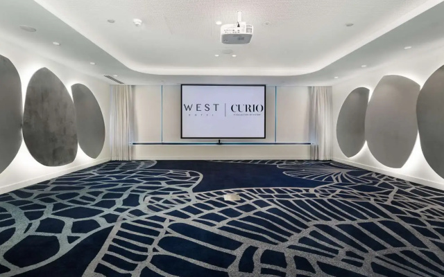 West  Sydney, Curio Collection by Hilton