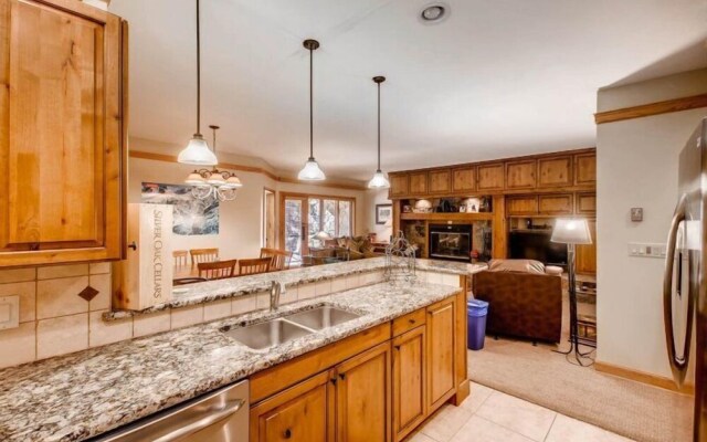 Ski In 3 Bedroom at Chateaux Dumont Keystone