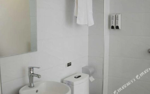 Moli Huakai Chain Hotel Huanggang Yuwang City