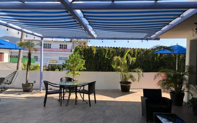 Ixaya Hotel
