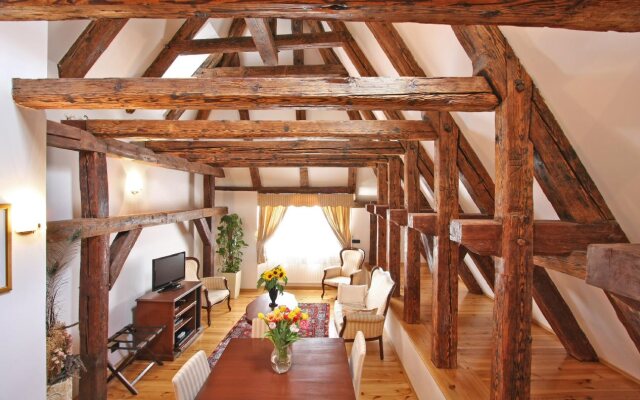 Chateau 9