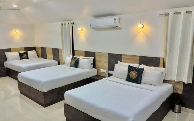 Riyavar Luxury Homestay
