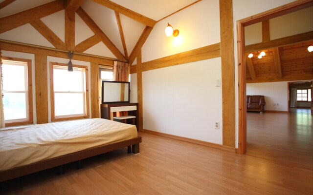 Yangpyeong Jungmisan Scenery Pension