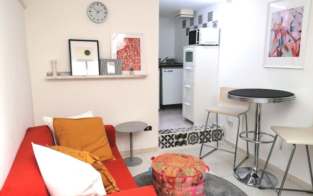 Mercanti Attic Version