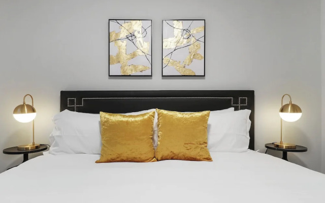 Cozy 2BR - Montrose 1A