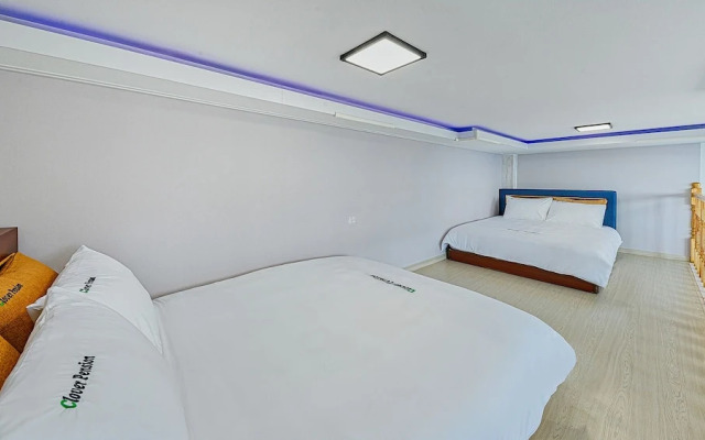 Clover spa pension