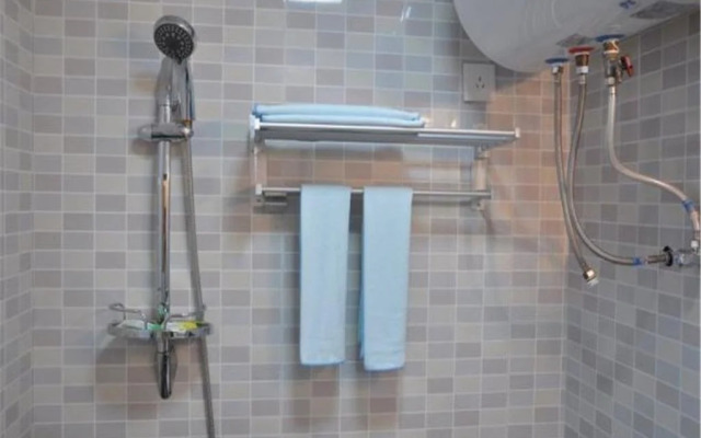 Aike 100 Business Motel Qingdao Ruichang Road