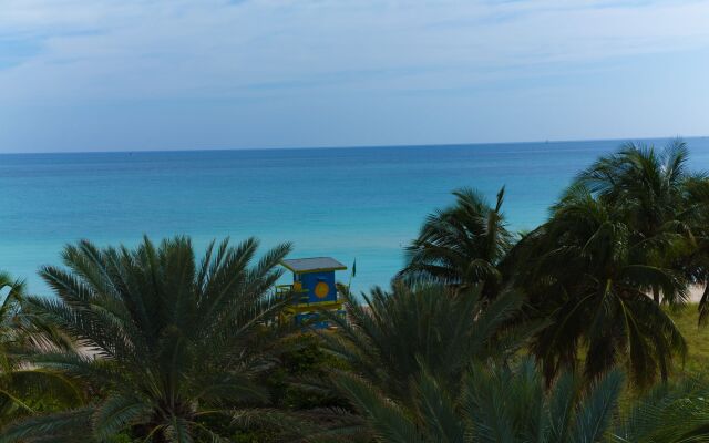 The Broadmoor Miami Beach 