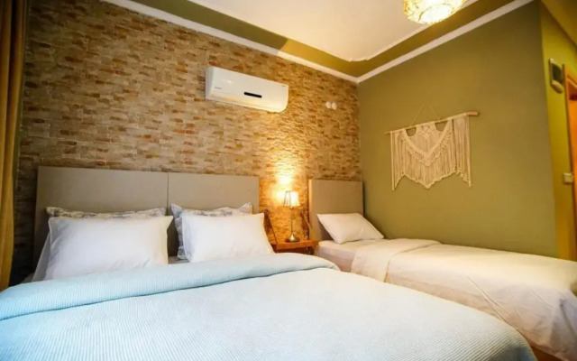 Urla Zeytin Otel
