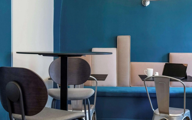 ibis Styles Asnieres Centre Hotel
