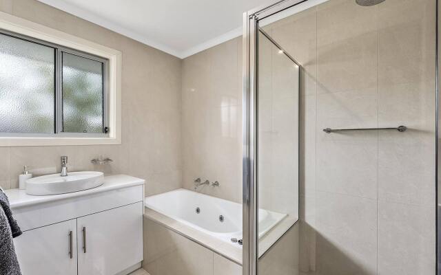 Megan Court Apartments