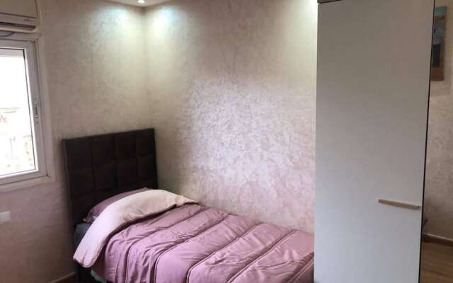 Yallahriyad Triplex For 6 Persons Max