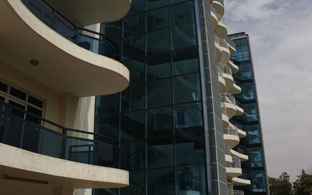 Tomax Apartments Brooks