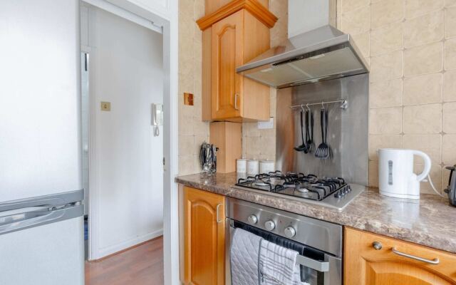 Well Located 2BD Flat 20 Mins to Tower Bridge!