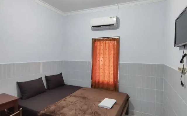Super OYO 93173 Khazanah Room Syariah