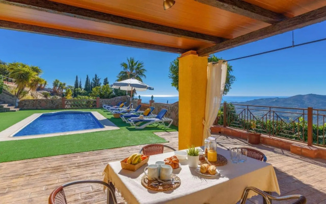 Villa María del Carmen Frigiliana by Ruralidays