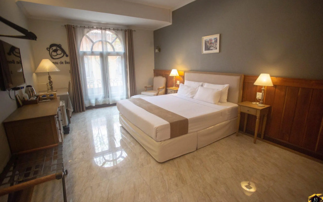 Chateau de Bear Hotel – Guest Rooms – Nakhon Sawan